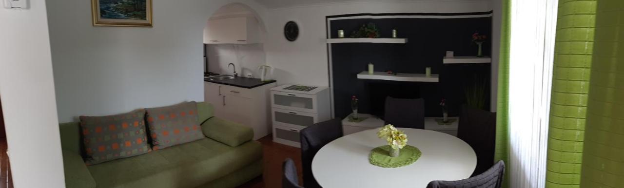 Apartments Maltasic Vir Exterior photo