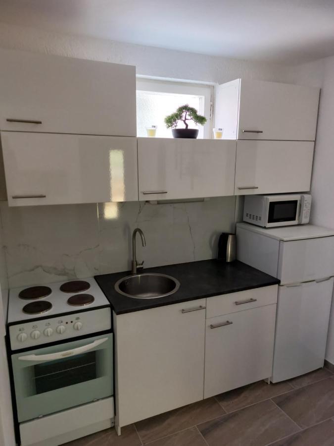 Apartments Maltasic Vir Exterior photo